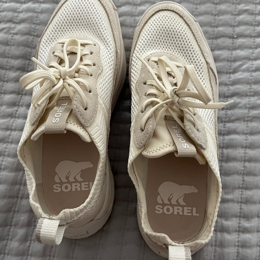 EUC - Sorel ONA 503 Knit Sea Salt Chalk Low Sneaker Sorel sneakers (size 7)